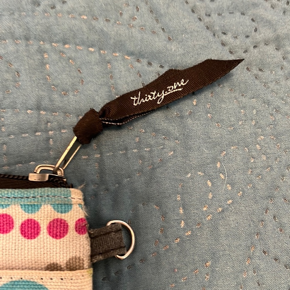 THIRTY-ONE WRISTLET WALLET PURSE